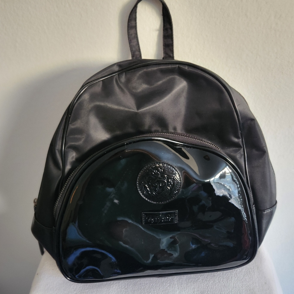 🤩🤩 Versace Parfums Backpack - Picture 1 of 7
